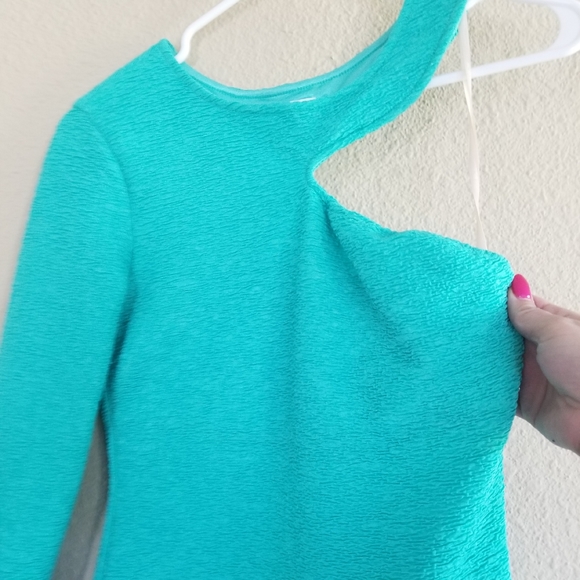 BCBGeneration Teal One Sleeve Asymmetric Bodycon Mini Dress - Picture 4 of 8